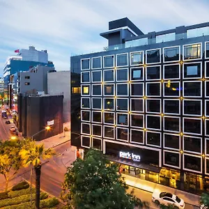 Hotel Park By Radisson, İzmir